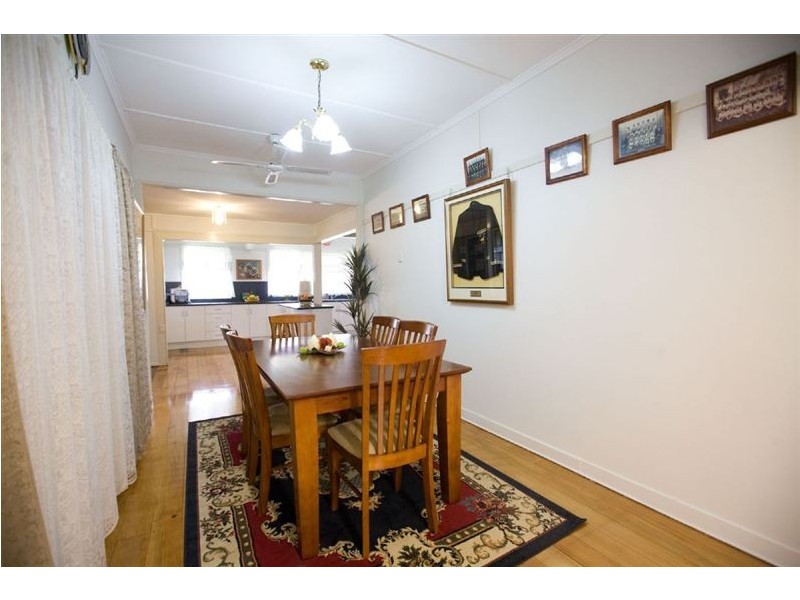 62 Park Street, Park Avenue QLD 4701