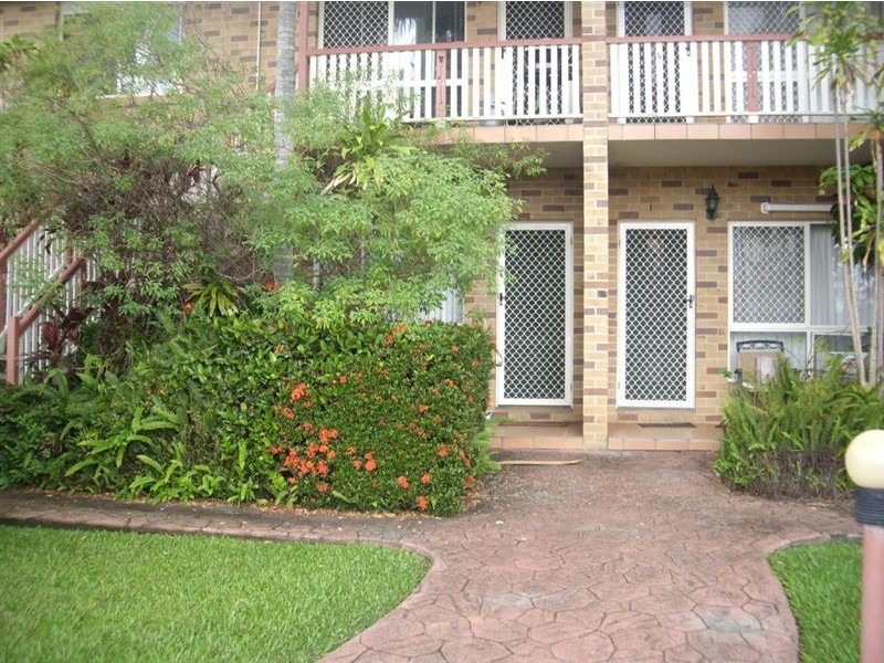 2/6 Thurston Street, Rockhampton QLD 4700