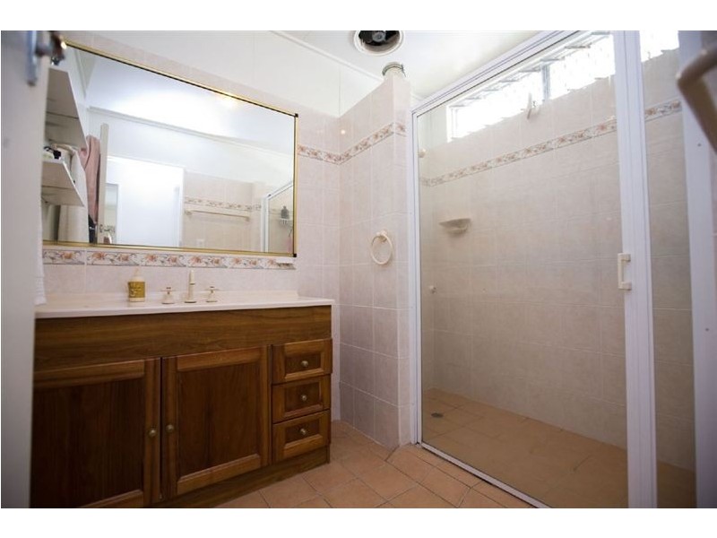 247 Georgeson Street, Berserker QLD 4701