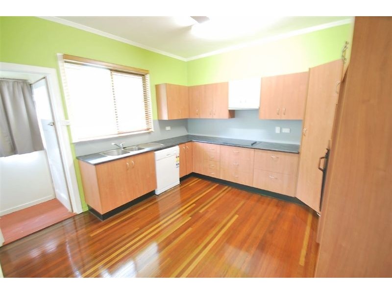 136 Housden Street, Frenchville QLD 4701