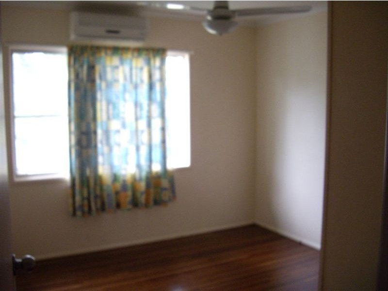 290 Blanchfield Street, Koongal QLD 4701