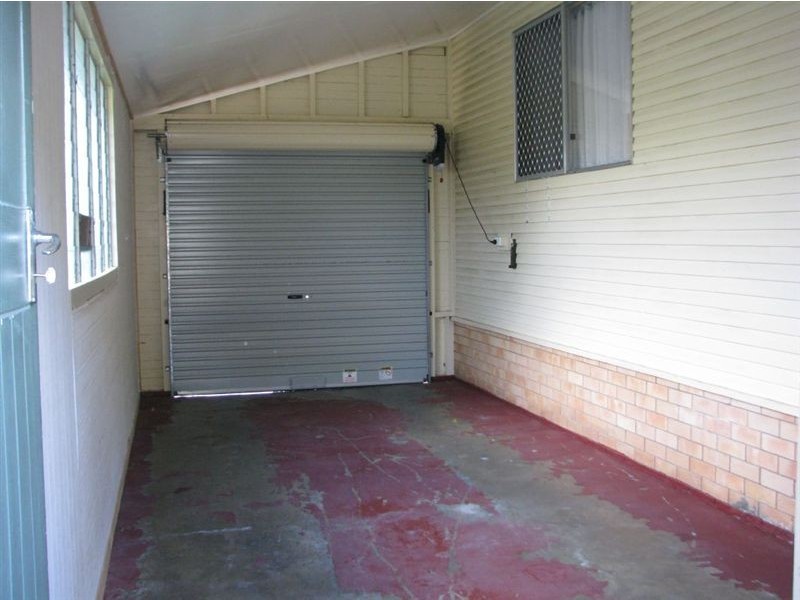 42 Denning Street, Park Avenue QLD 4701