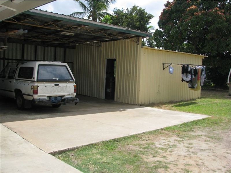 50 Luck Avenue, Wandal QLD 4700