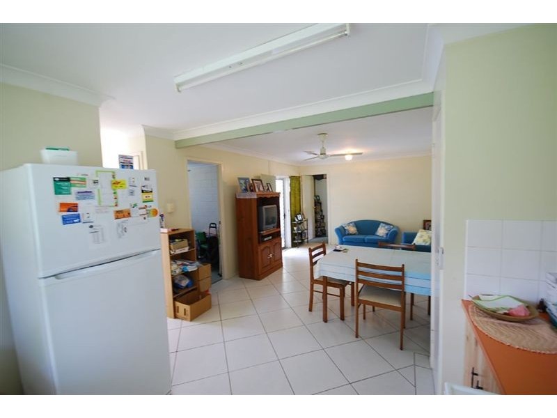 32 Cahill Street, Kawana QLD 4701