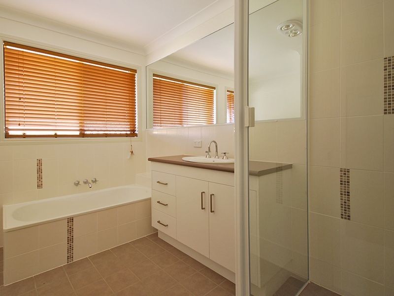 48 Buxton Drive, Gracemere QLD 4702