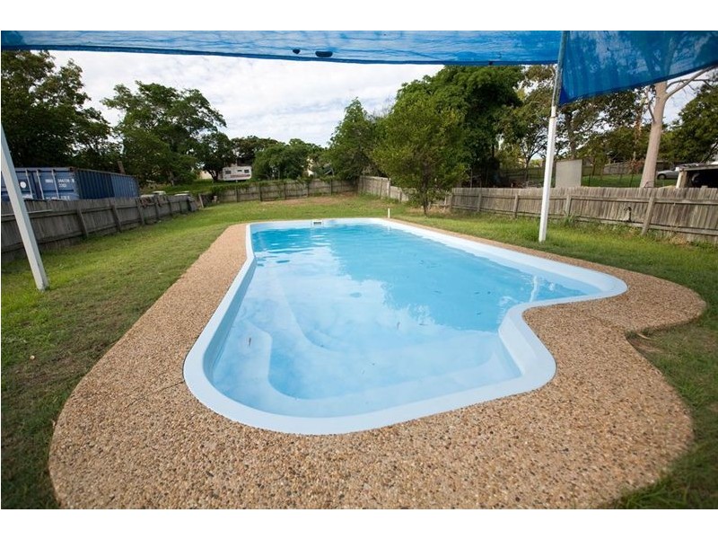 9 Bernard Street, Berserker QLD 4701