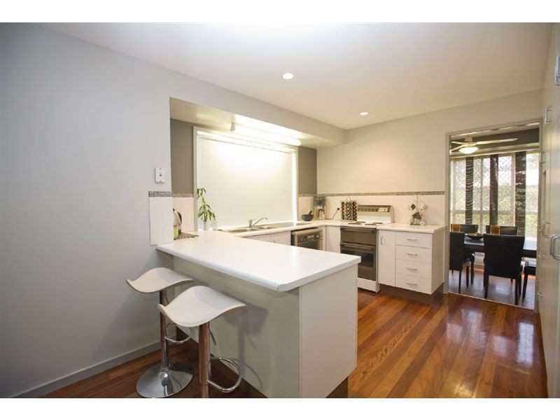 13 Davey Avenue, Frenchville QLD 4701