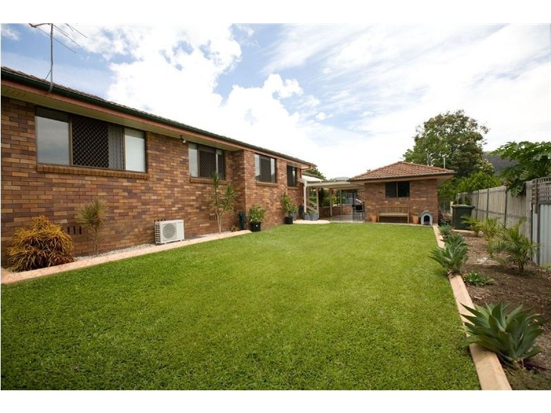 13 Davey Avenue, Frenchville QLD 4701