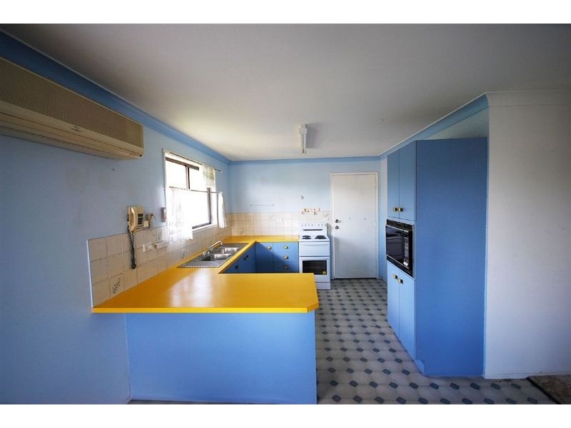 26 Munro Street, Kawana QLD 4701