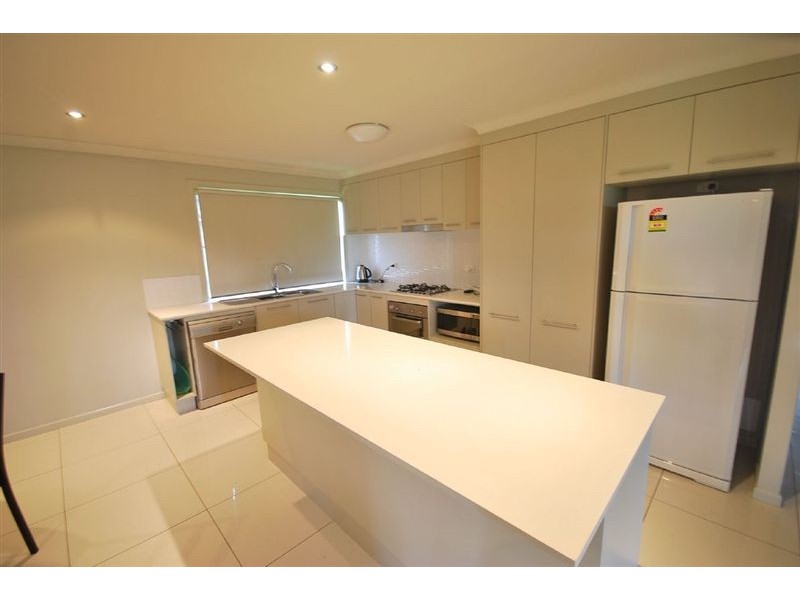 1 Maree Crescent, Gracemere QLD 4702