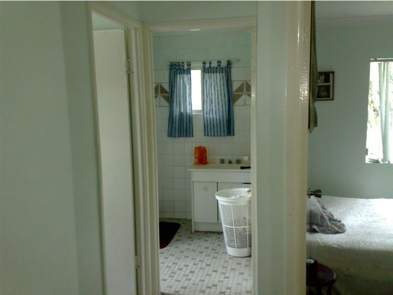 Park Avenue QLD 4701