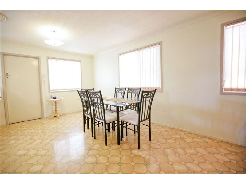 30a Underwood Street, Park Avenue QLD 4701