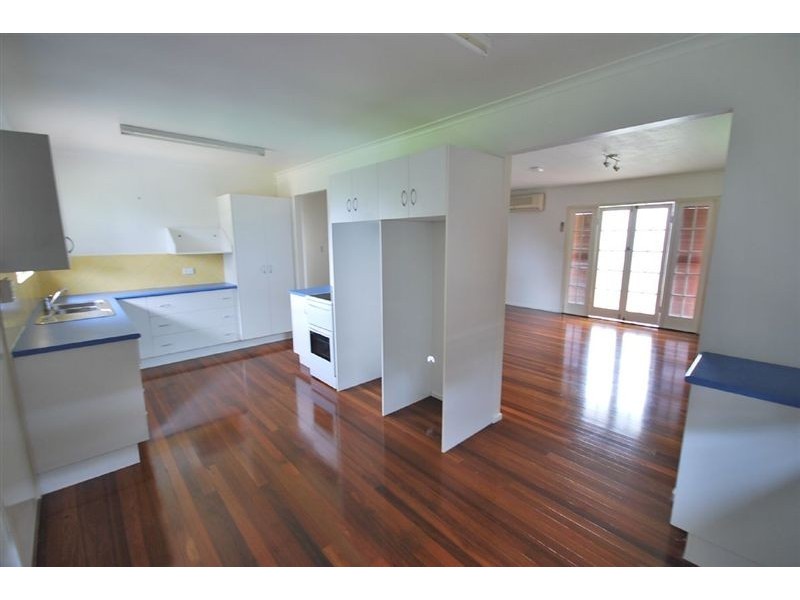 49 Rice Street, Park Avenue QLD 4701