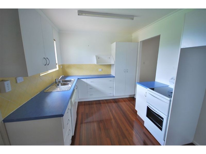 49 Rice Street, Park Avenue QLD 4701