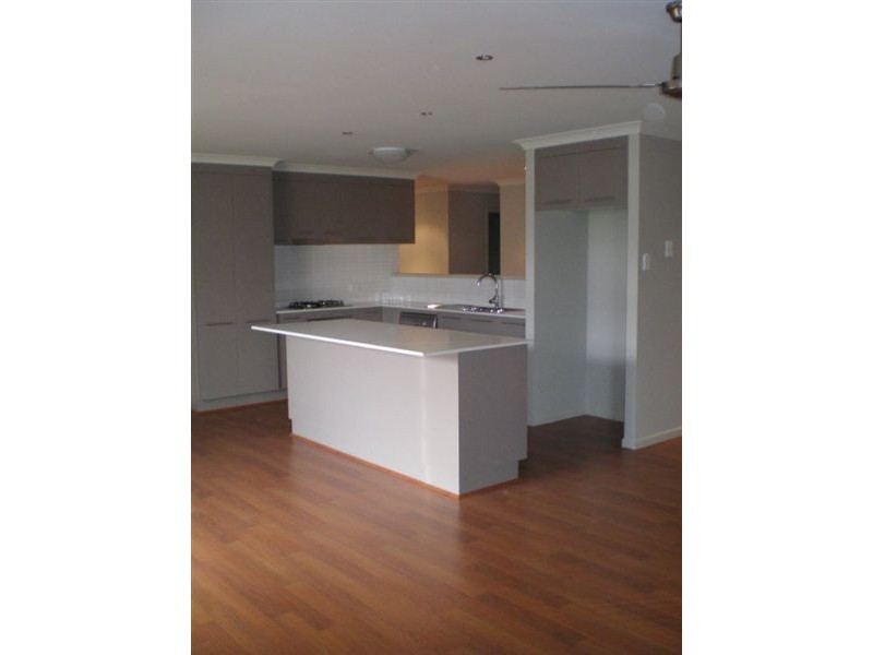 57 Middle Road, Gracemere QLD 4702