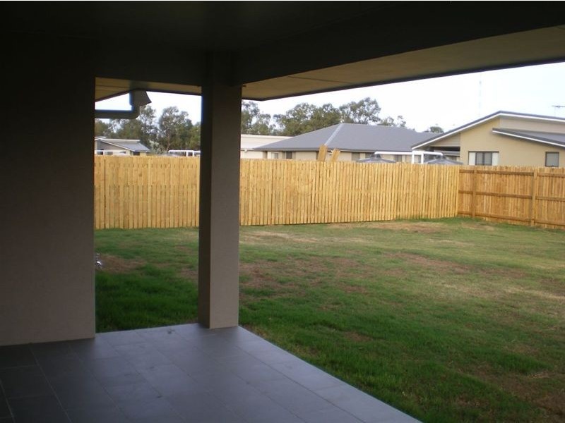 57 Middle Road, Gracemere QLD 4702