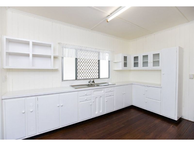 287 Berserker Street, Berserker QLD 4701