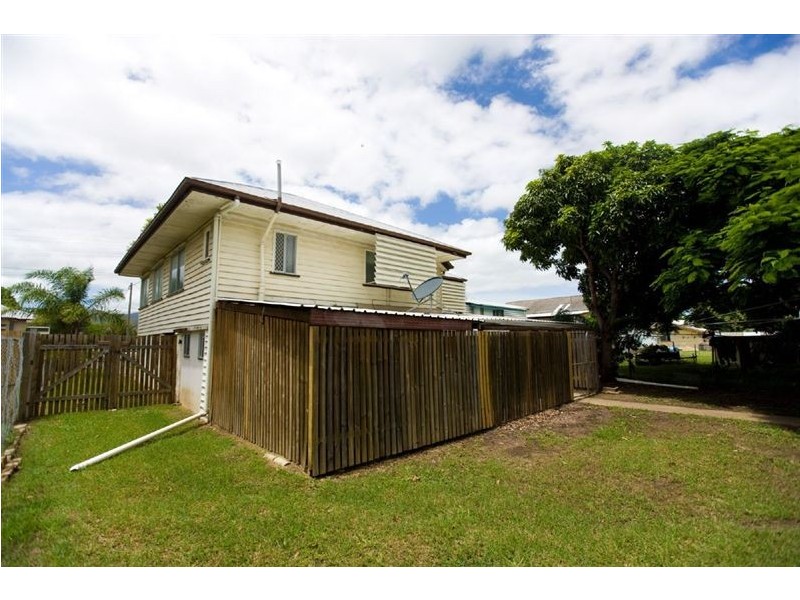 287 Berserker Street, Berserker QLD 4701