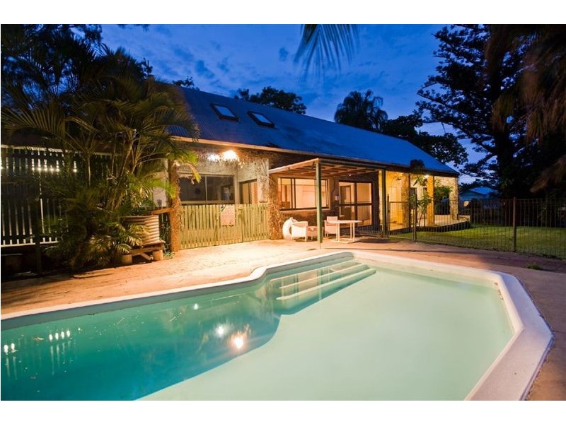 19 Queen Street, The Range QLD 4700