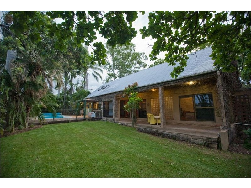 19 Queen Street, The Range QLD 4700