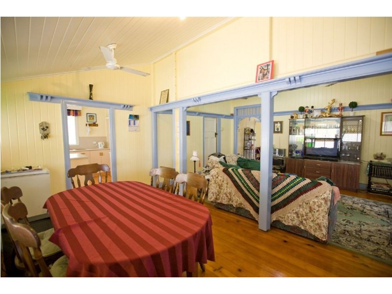 69 North Street, The Range QLD 4700