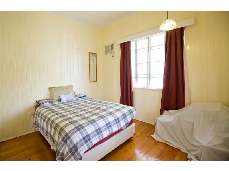 69 North Street, The Range QLD 4700