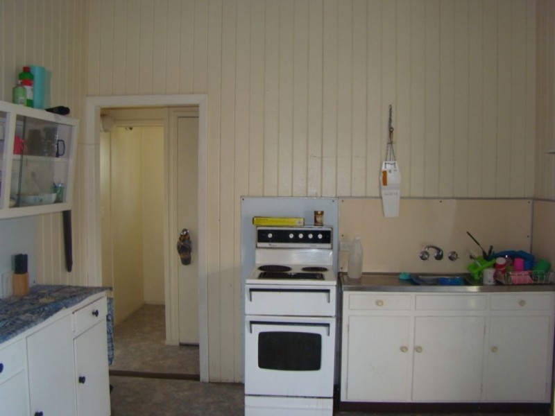 71 North Street, The Range QLD 4700