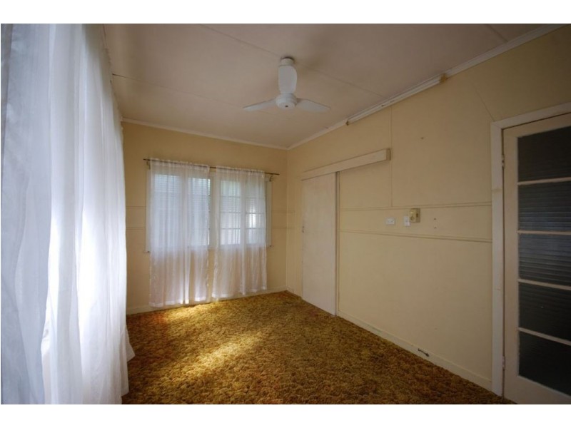78 Livingstone Street, Berserker QLD 4701