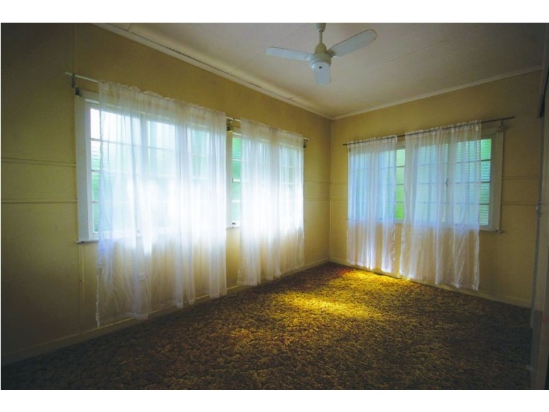 78 Livingstone Street, Berserker QLD 4701