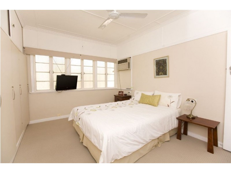 98 Penlington Street, The Range QLD 4700