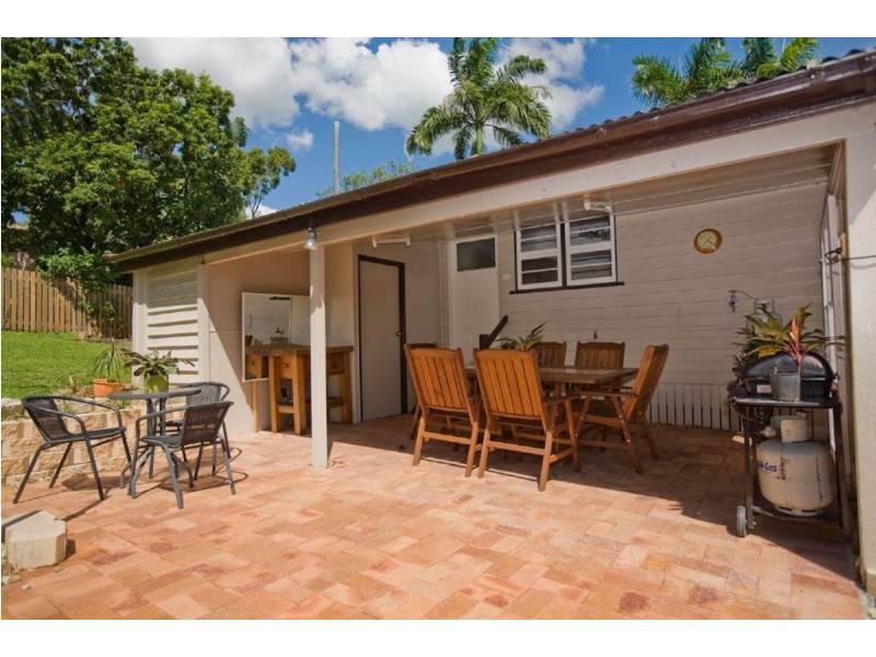 98 Penlington Street, The Range QLD 4700