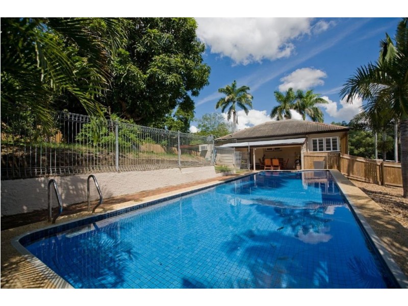98 Penlington Street, The Range QLD 4700