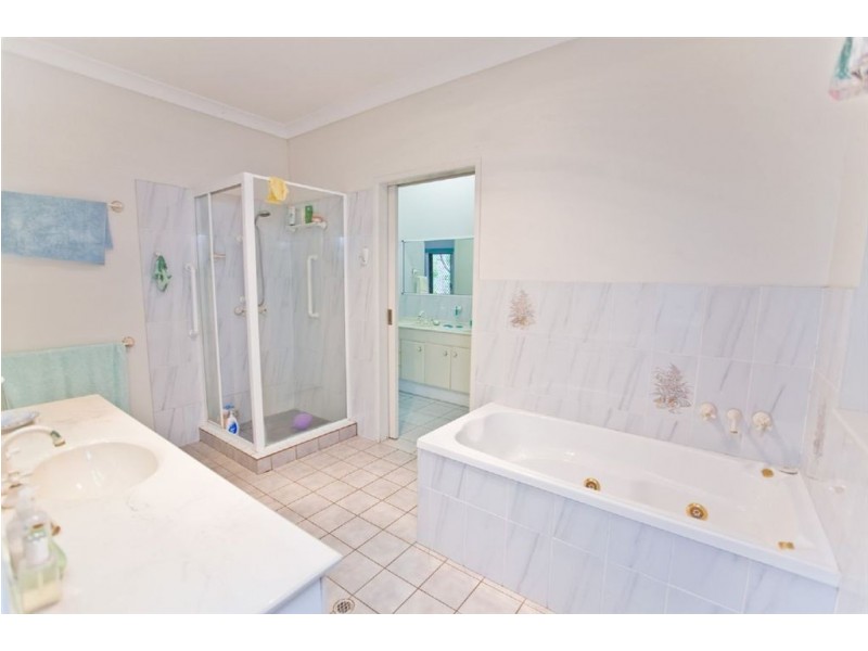 182 Dawson Road, Glenlee QLD 4711