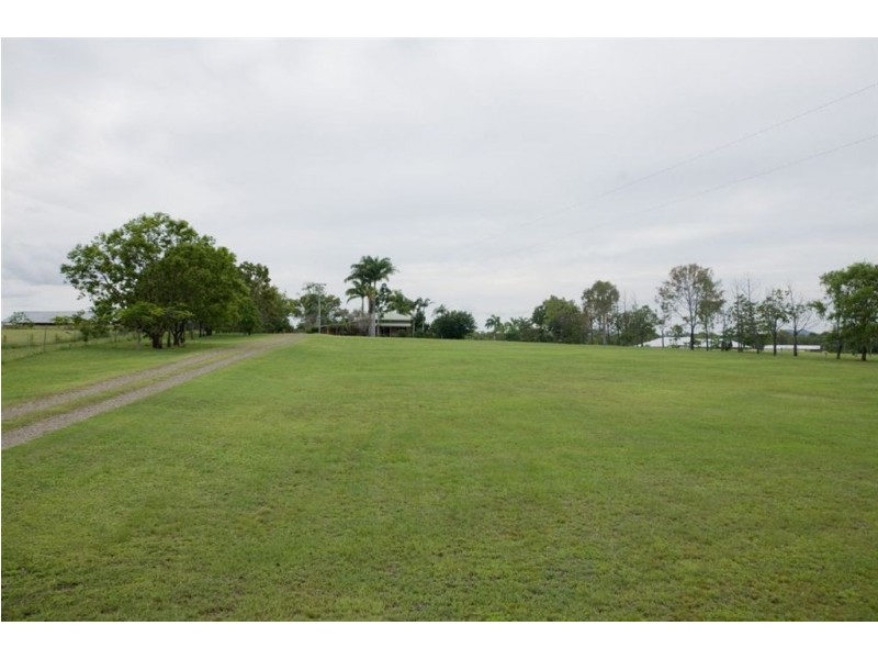 182 Dawson Road, Glenlee QLD 4711