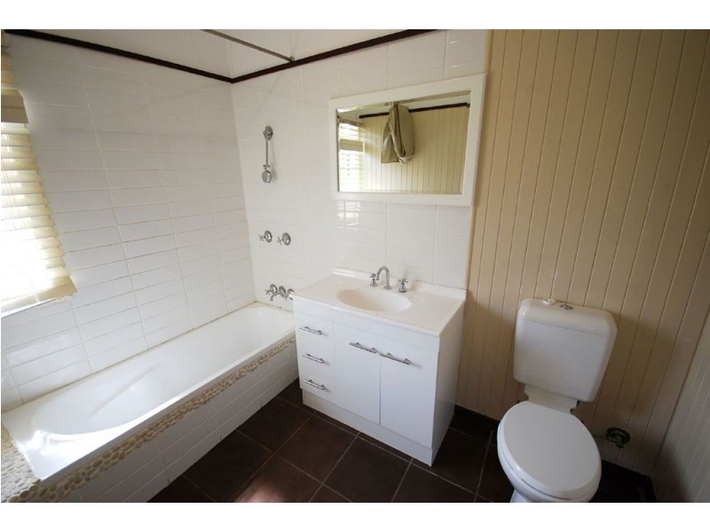 141 Donnollan Street, Berserker QLD 4701