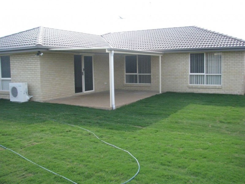 11 Kerrie Mears Crescent, Gracemere QLD 4702