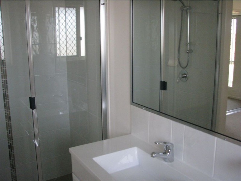 11 Kerrie Mears Crescent, Gracemere QLD 4702