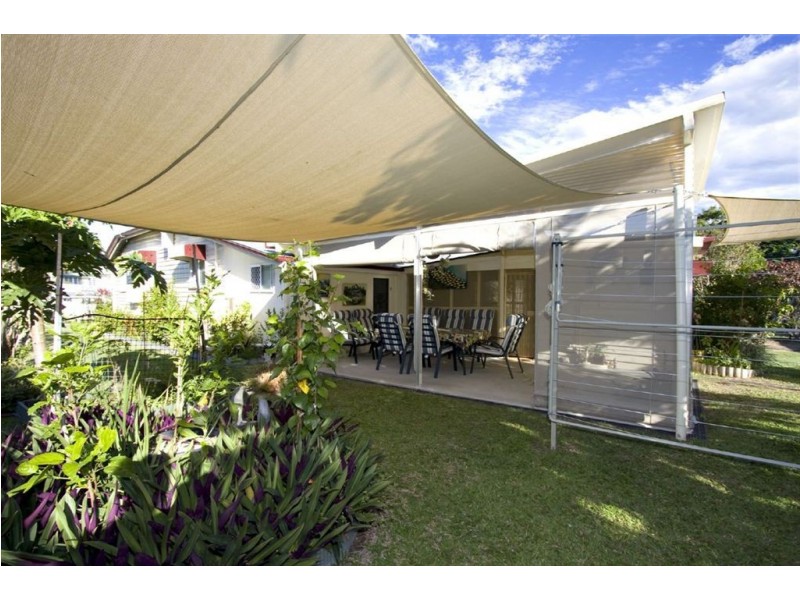 291 Dean Street, Berserker QLD 4701