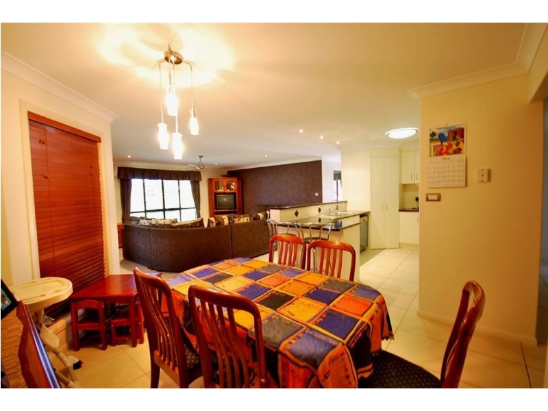 17 Goldfinch Drive, Parkhurst QLD 4702