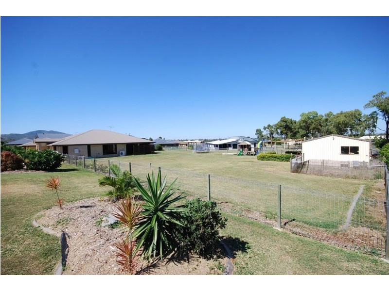 17 Goldfinch Drive, Parkhurst QLD 4702