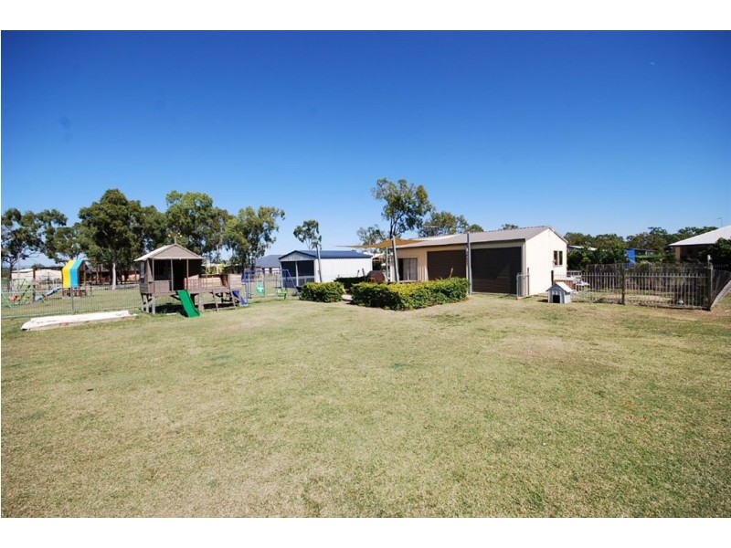 17 Goldfinch Drive, Parkhurst QLD 4702
