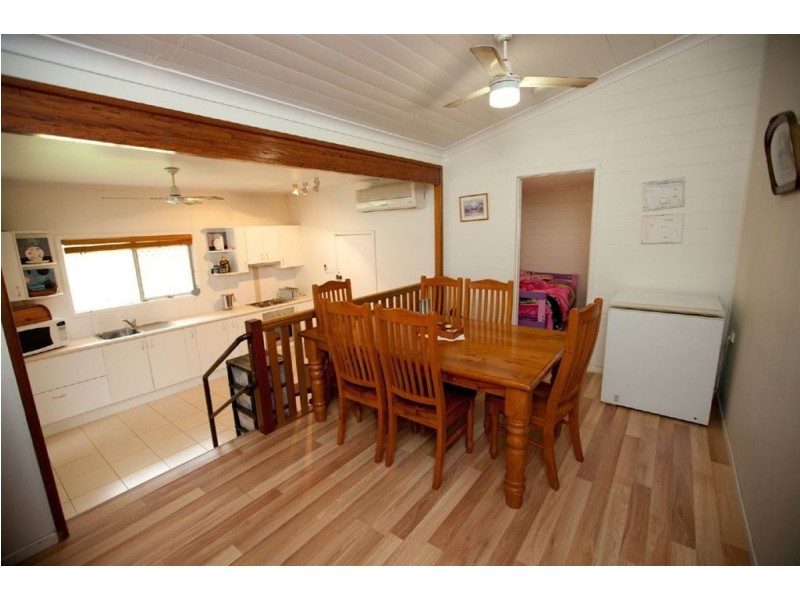 102 Norris Street, Koongal QLD 4701