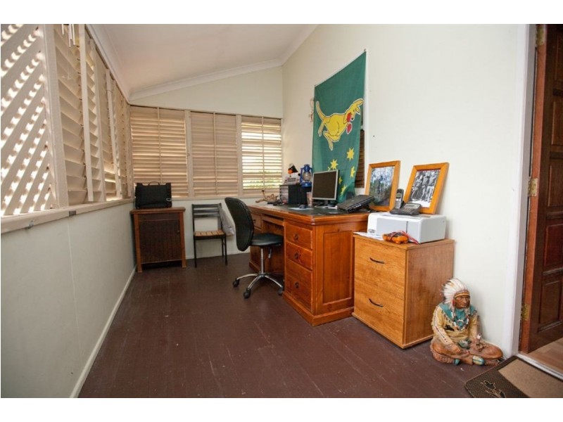 102 Norris Street, Koongal QLD 4701