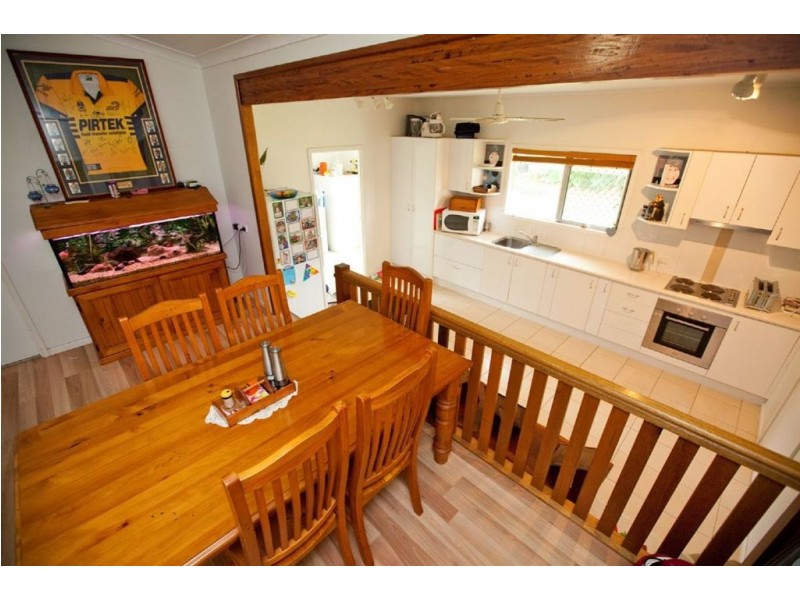 102 Norris Street, Koongal QLD 4701