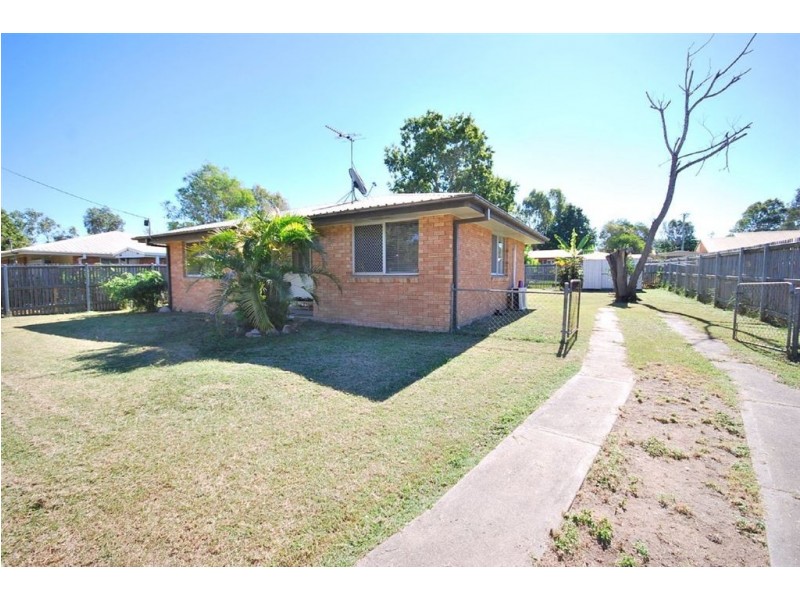 243 Carlton Street, Kawana QLD 4701