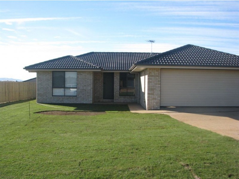 11 mamalis Street, Gracemere QLD 4702