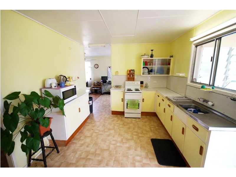 112 Hyde Street, Frenchville QLD 4701