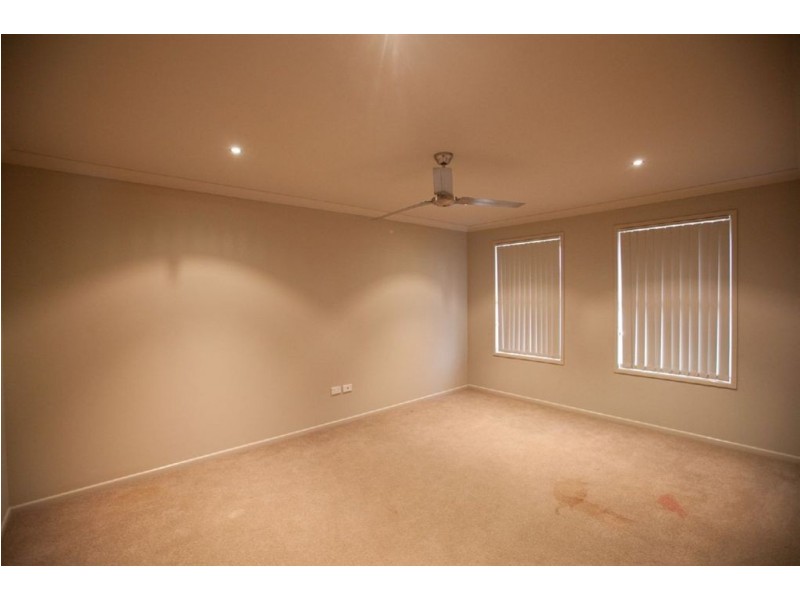 57 Middle Road, Gracemere QLD 4702