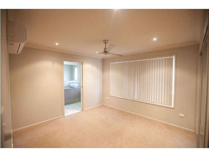 57 Middle Road, Gracemere QLD 4702