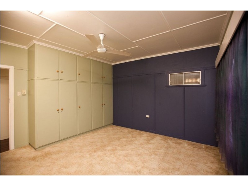 99 High Street, Berserker QLD 4701